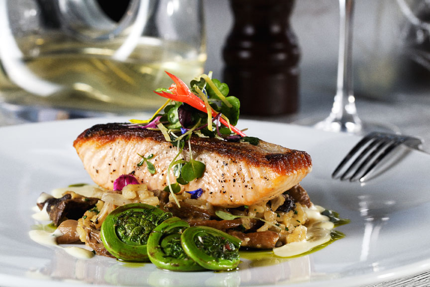 07_healthy_food_organic_salmon_montreal